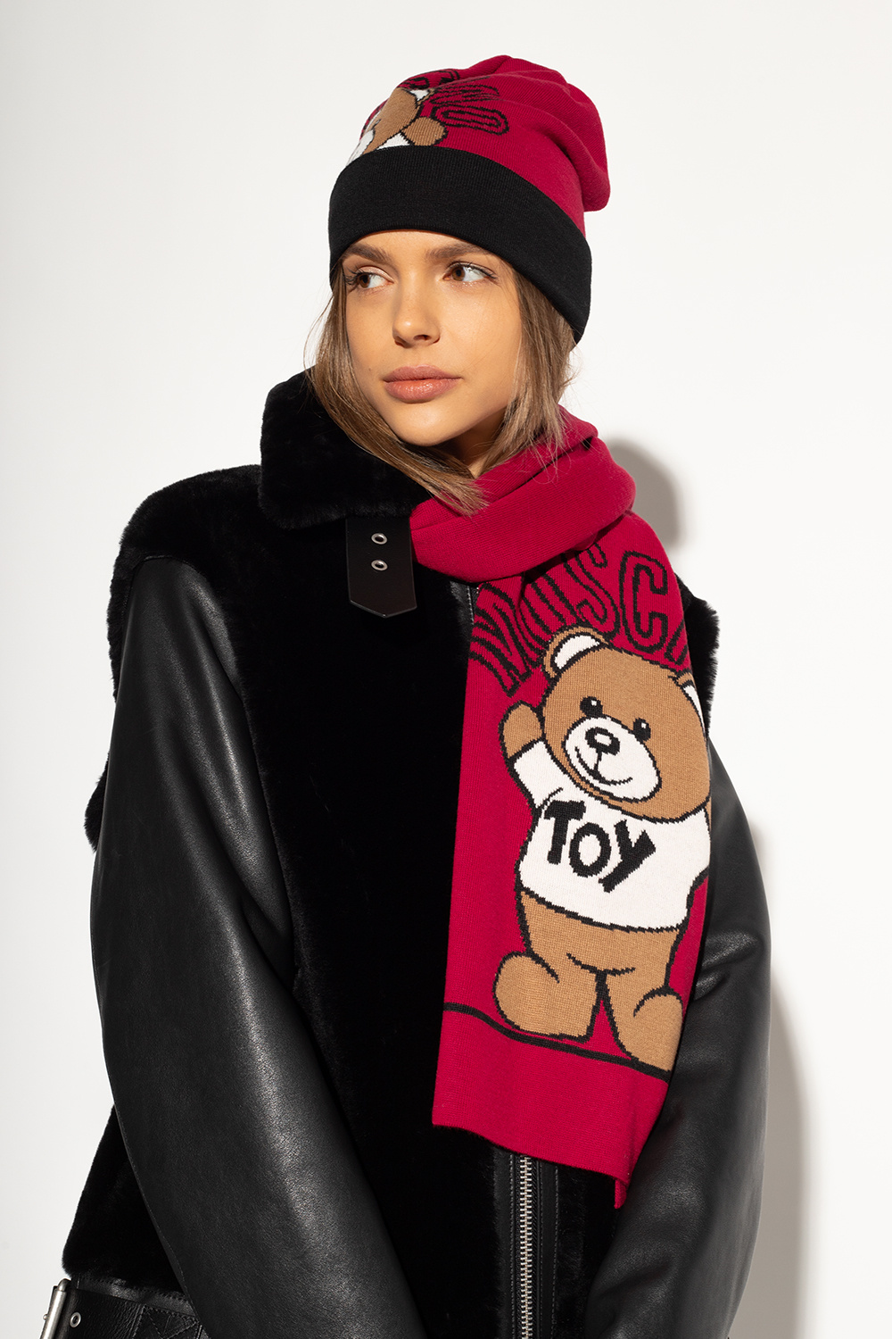 Moschino scarf sales teddy bear